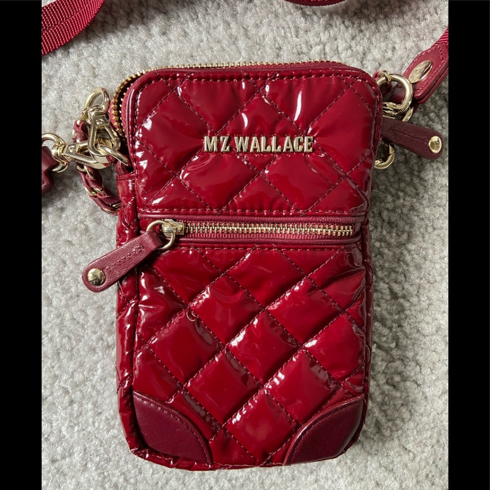 Gorgeous MZ Wallace crossbody used only once